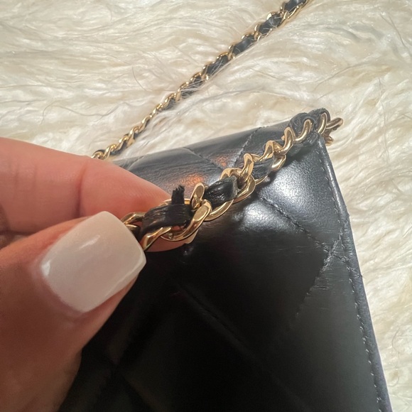 Vintage Chanel Golden Class WOC black lambskin quilted leather. - Picture 14 of 16